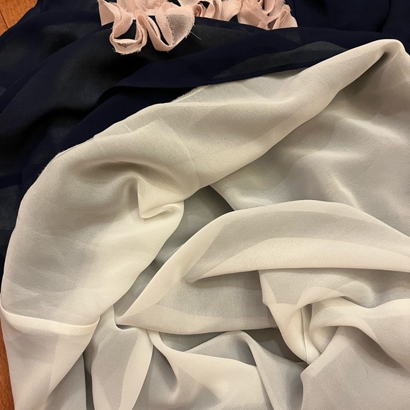 Adorable Whimsical Face Dress! - Picture 5 of 8